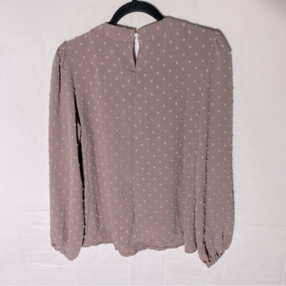 5/$25 Shein Nude Taupe Textured Dots Long Sleeve Blouse L - Picture 2 of 15